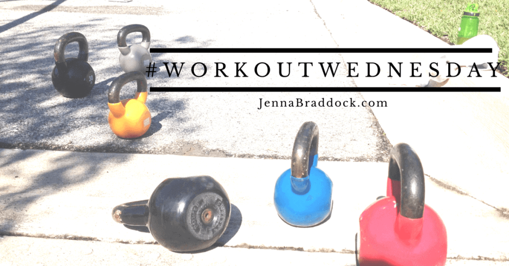 #WorkoutWednesday on #MakeHealthyEasy via @JBraddockRD http://JennaBradddock.com - Office Pilates Squats