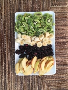 Looking for a dessert recipe to accommodate different eating styles? Try this easy Vegan Chocolate Fondue by #MakeHealthyEasy. EVERYONE at your party will love it. Using cashew milk helps lighten the calories and fat without sacrificing taste.
