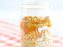 https://jennabraddock.com/wp-content/uploads/2016/08/Overnight-oats-recipe-1-260x195.jpg