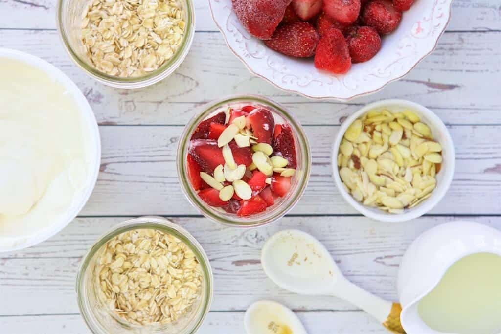 Strawberry Overnight Oats Recipe - Belle of the Kitchen