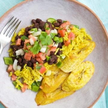 Feed your family a fast, nutritious & delicious meal with this Quick Cuban Dinner. It's sure to please everyone and is a great choice for the young athletes in your home. 