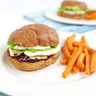 Turkey and cranberries are not just for Thanksgiving. Try this quick and healthy Turkey Cranberry Sandwich recipe, perfect for any day of the year.