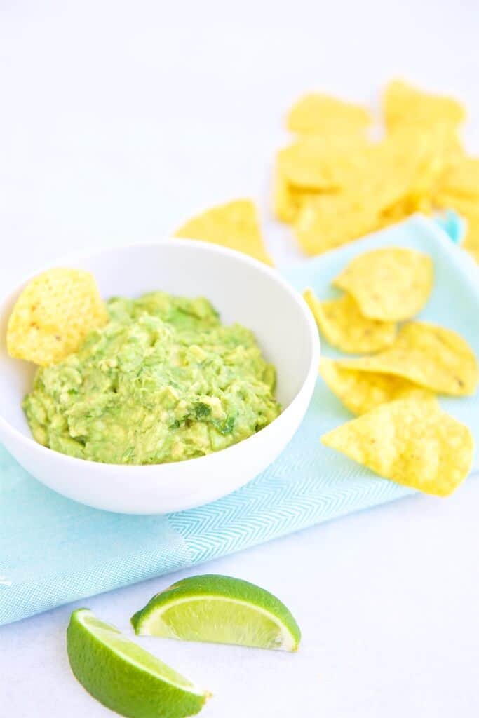 Easy Guacamole Recipe - the perfect party recipe