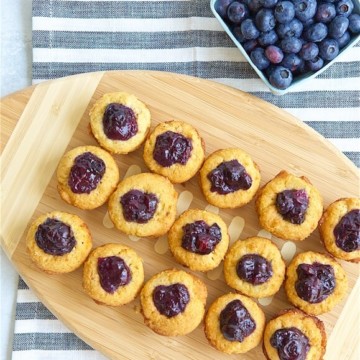 Take your next tailgate up a notch with these easy to prep-ahead Boozy Blueberry Bacon Bites. It delivers all your favorite football flavors in a mindful bite size.