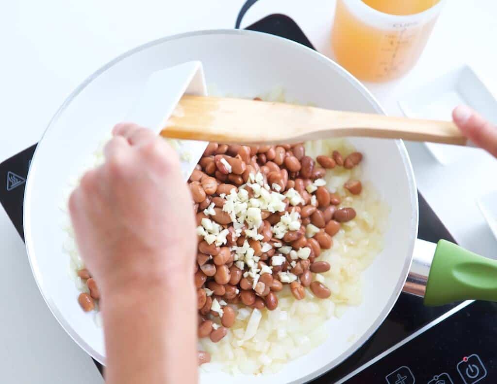 Adding the garlic.