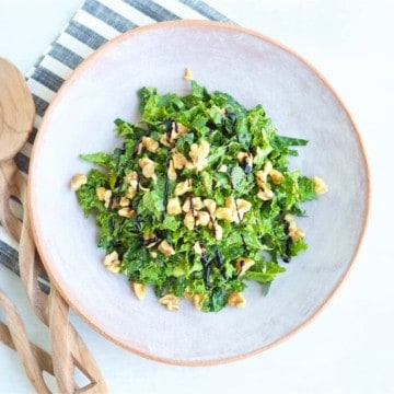 Raw kale is quickly transformed in to a delicious, fresh salad by adding creamy avocados and sweet balsamic vinegar to the party. Try this easy Avocado Kale Salad and you’ll have everyone shouting “Kale Yes!”